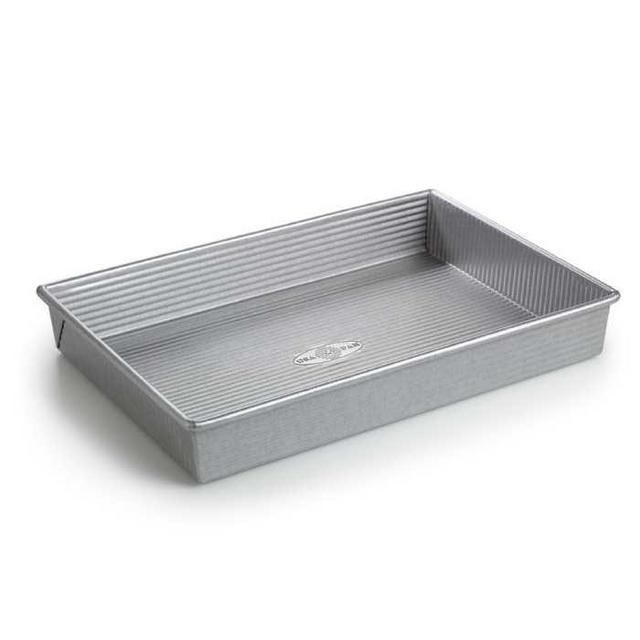 9" x 13"  Cake and Brownie Pan