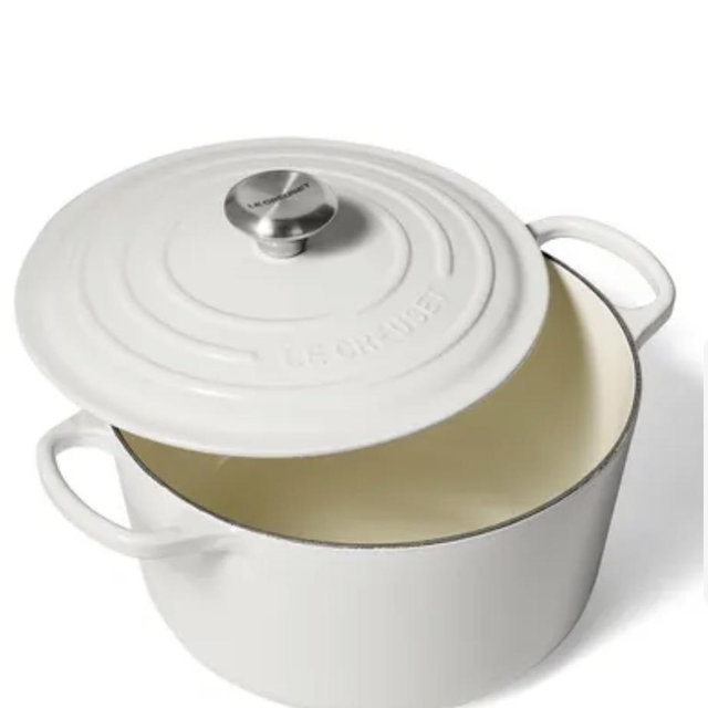 Le Creuset Signature Deep Round Dutch Oven, 6.5 qt. - White