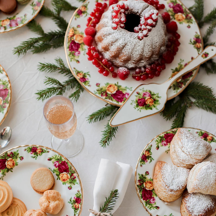   オールドカントリーローズ カトラリーセット Royal Albert, Old Country Roses 20-Piece Dinnerware Set, Service