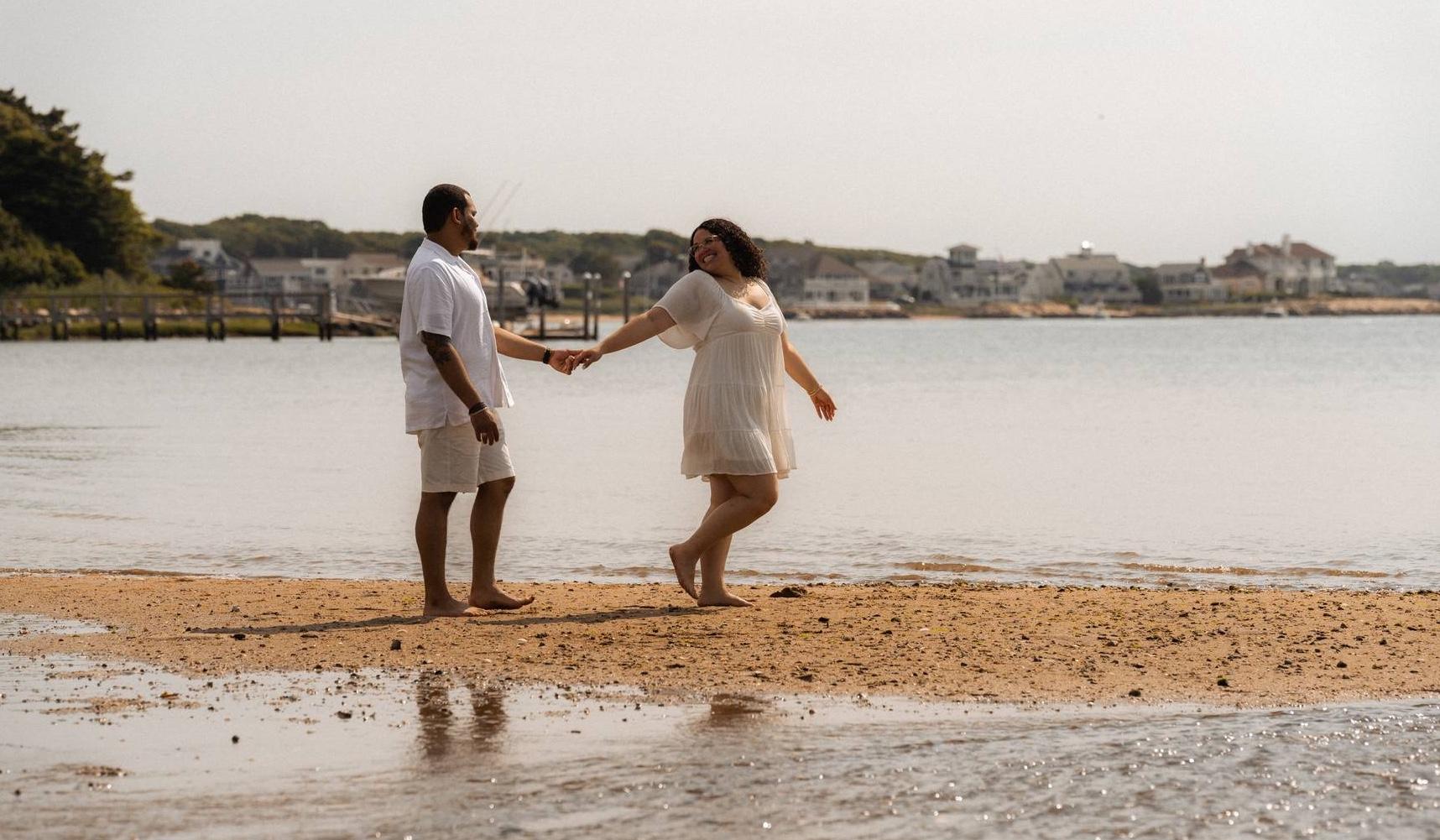 The Wedding Website of Victor Hernandez and Coral Gonzalez