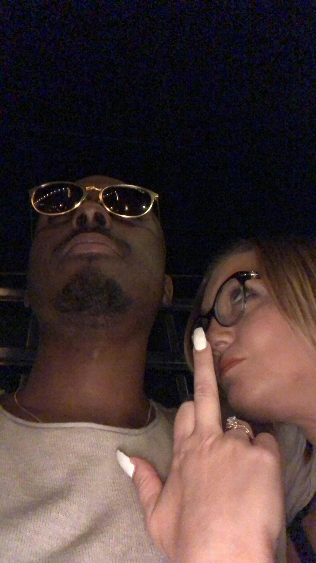 She loves me, she loves me not!