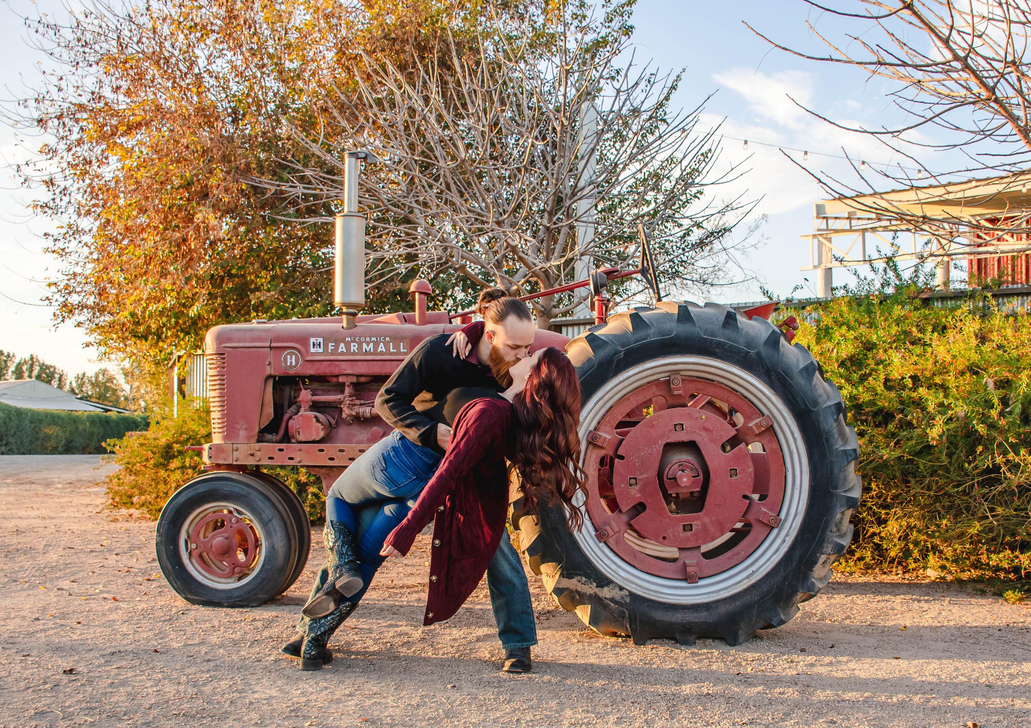 The Wedding Website of Jennifer Swicegood and Bradley Eckburg