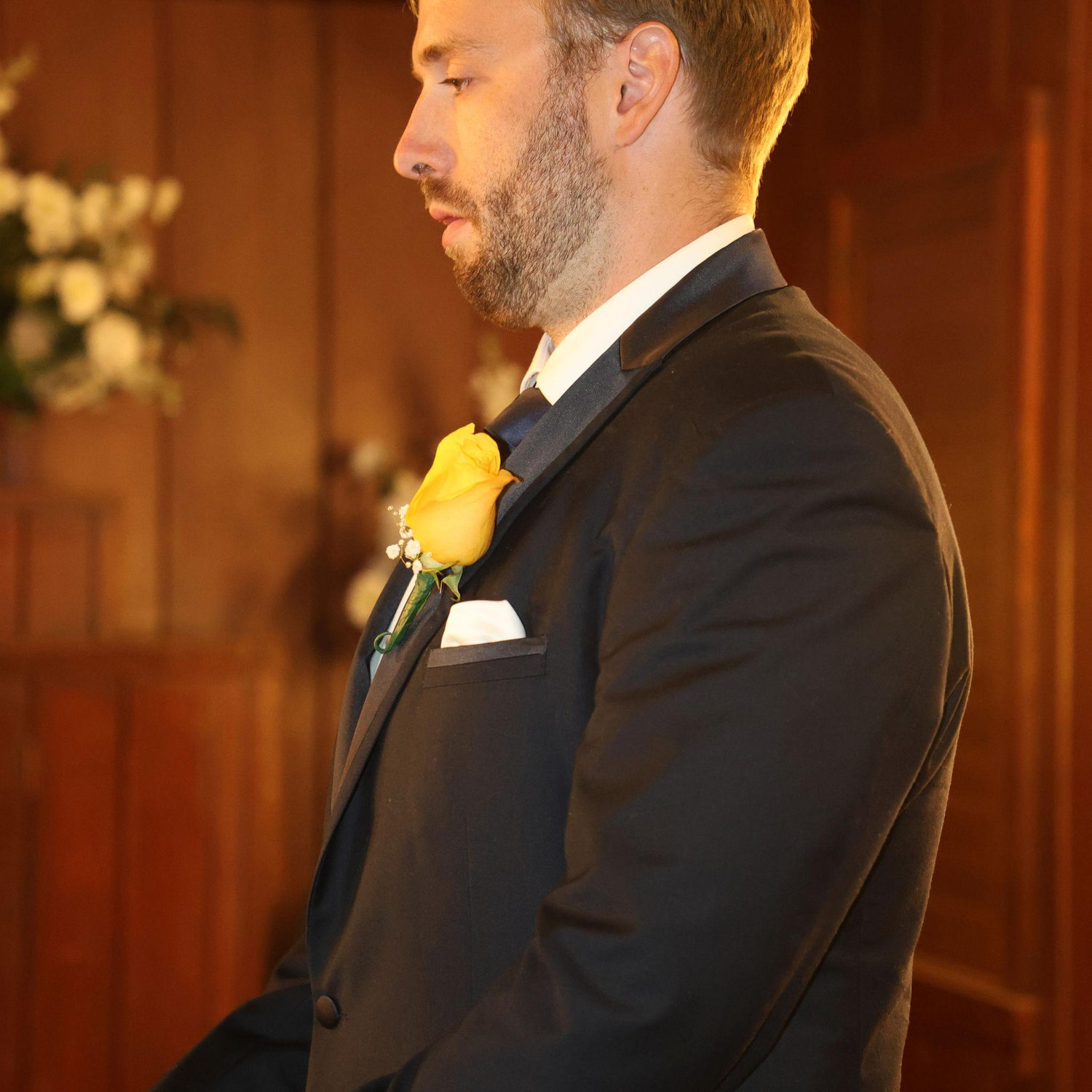 Every girl dreams of her husband crying at the altar… and mine DELIVERED. 🥹🤍