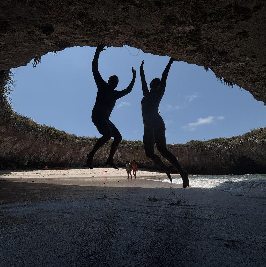 Playa Escondida, Marietas Islands