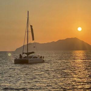 Honeymoon Milos Sunset Cruise