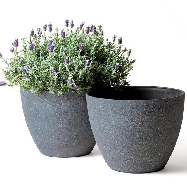 LA JOLIE MUSE Outdoor Planters Garden Flower Pots Indoor, 11.3 Inch Plant Pots Containers with Drain Hole, Weathered Grey, Set of 2