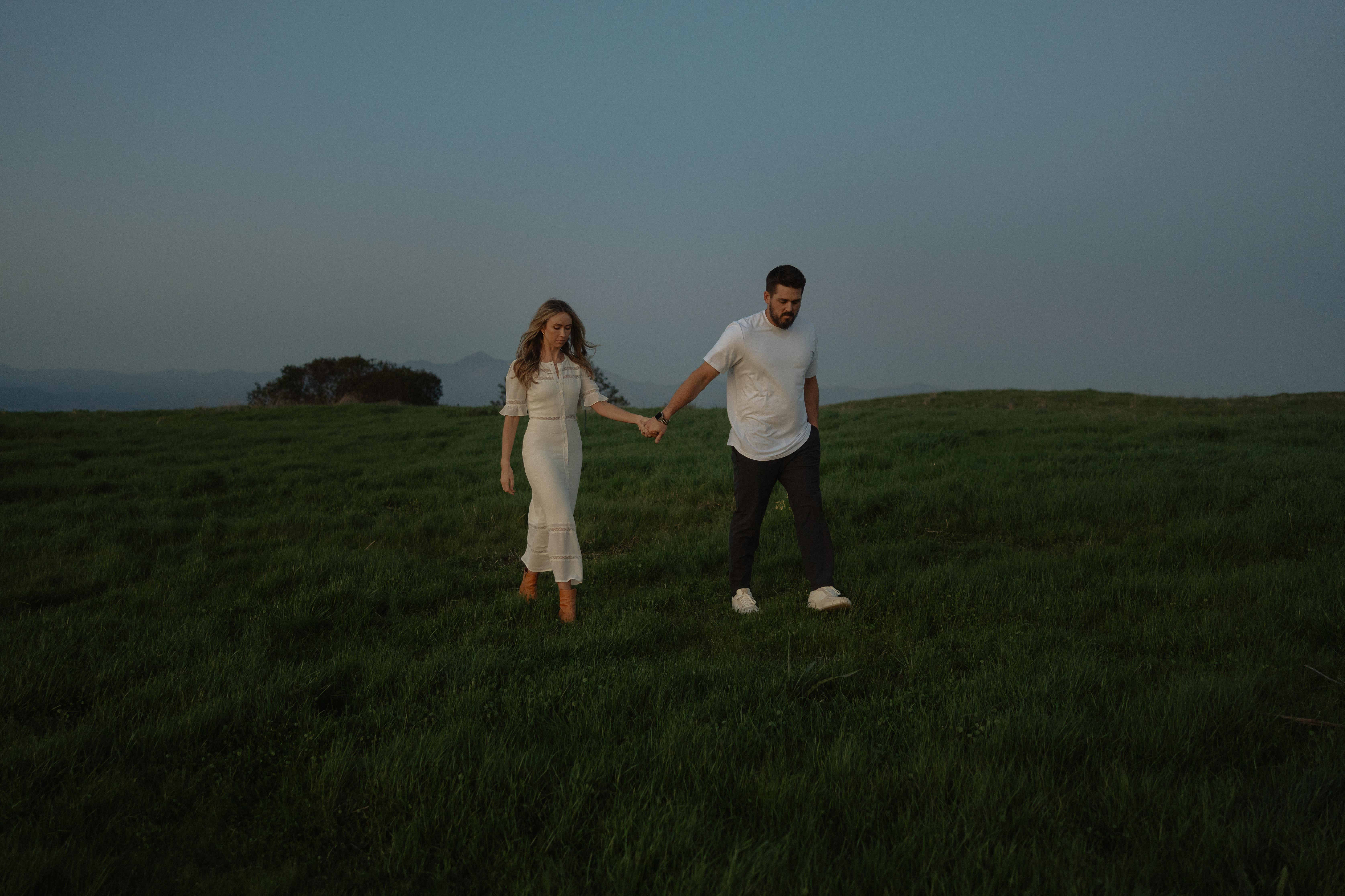 The Wedding Website of Isabella Toro and Justin Farmer