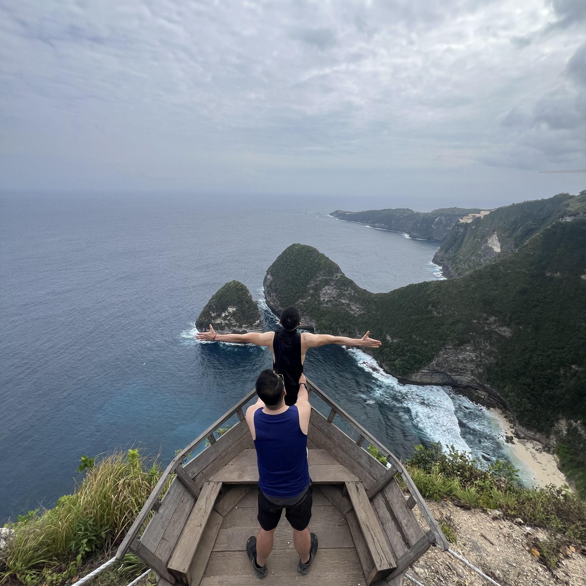 (15) By the summer of 2024, they were back in Vietnam. After a romantic detour to Bali, they reconvened in Hanoi.