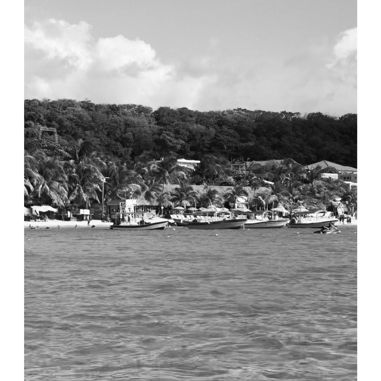 Roatan, Honduras, September 8 at 3:47 p.m