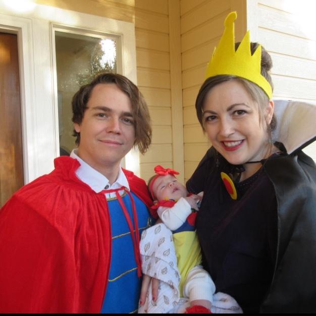 Our sweet little Snow White with her Prince Charming and Mama as the Evil Queen!