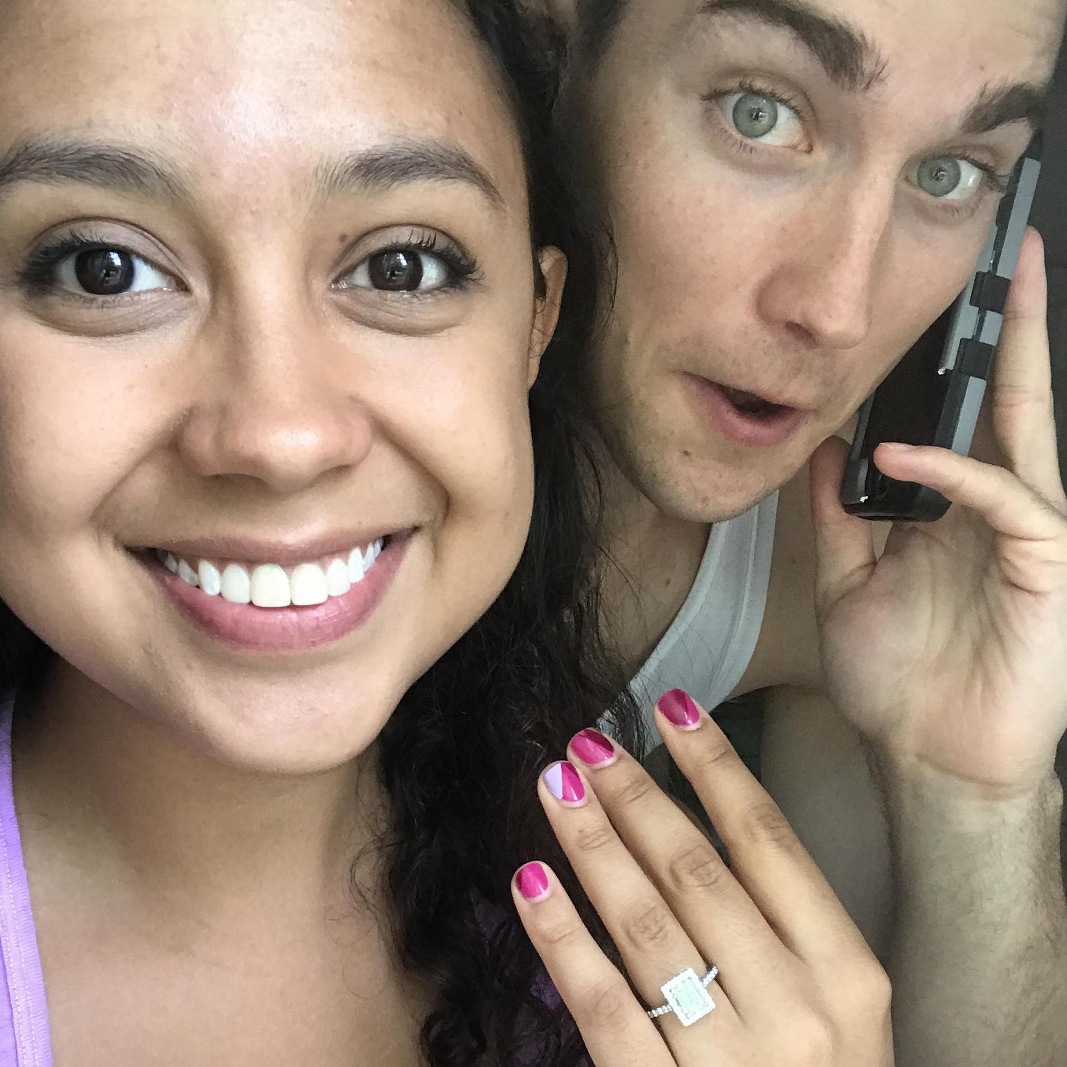 Calling the fam after engagement | Avisando a la familia del compromiso!