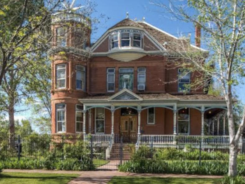 The Wedding Website of Maggie Kates and Tyler Clare