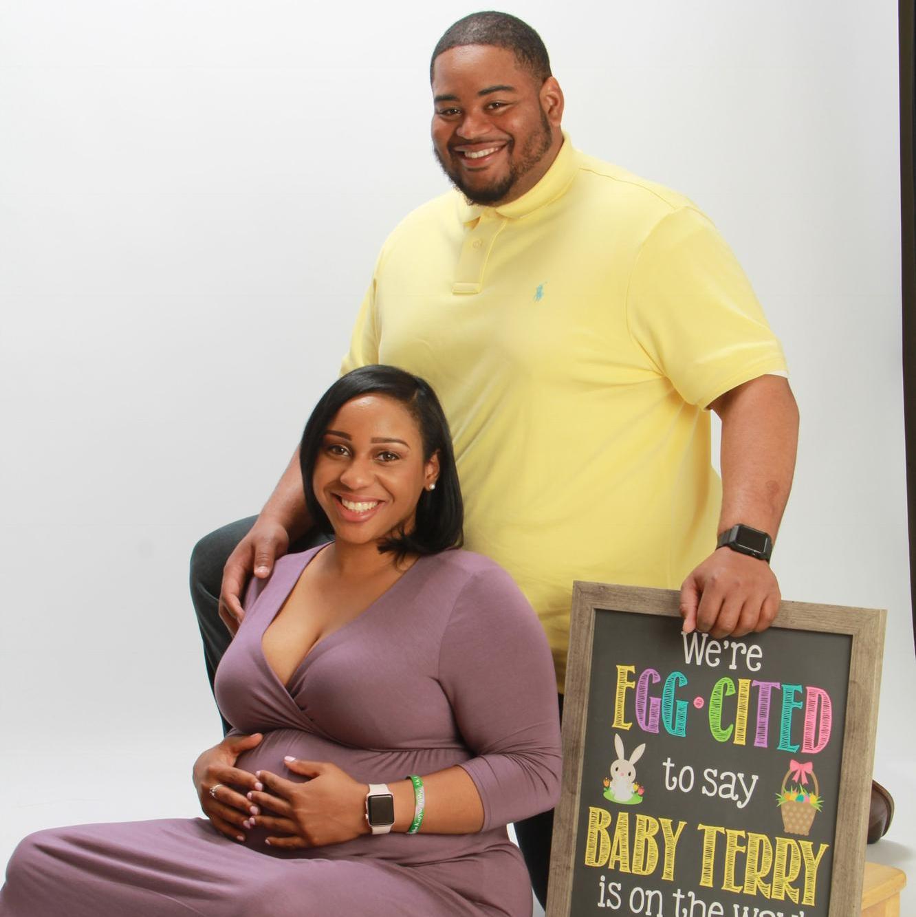 Pregnancy Announcement- Easter 2018