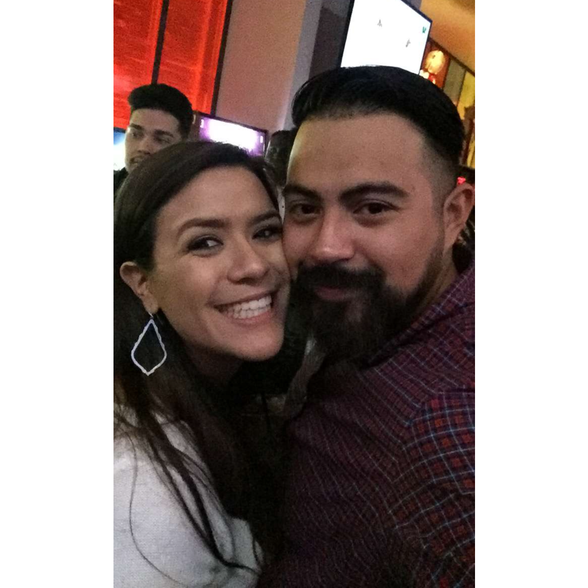 This was our first date out! Carlos asked me to come with him to celebrate a friend's (Israel!!!) birthday :)