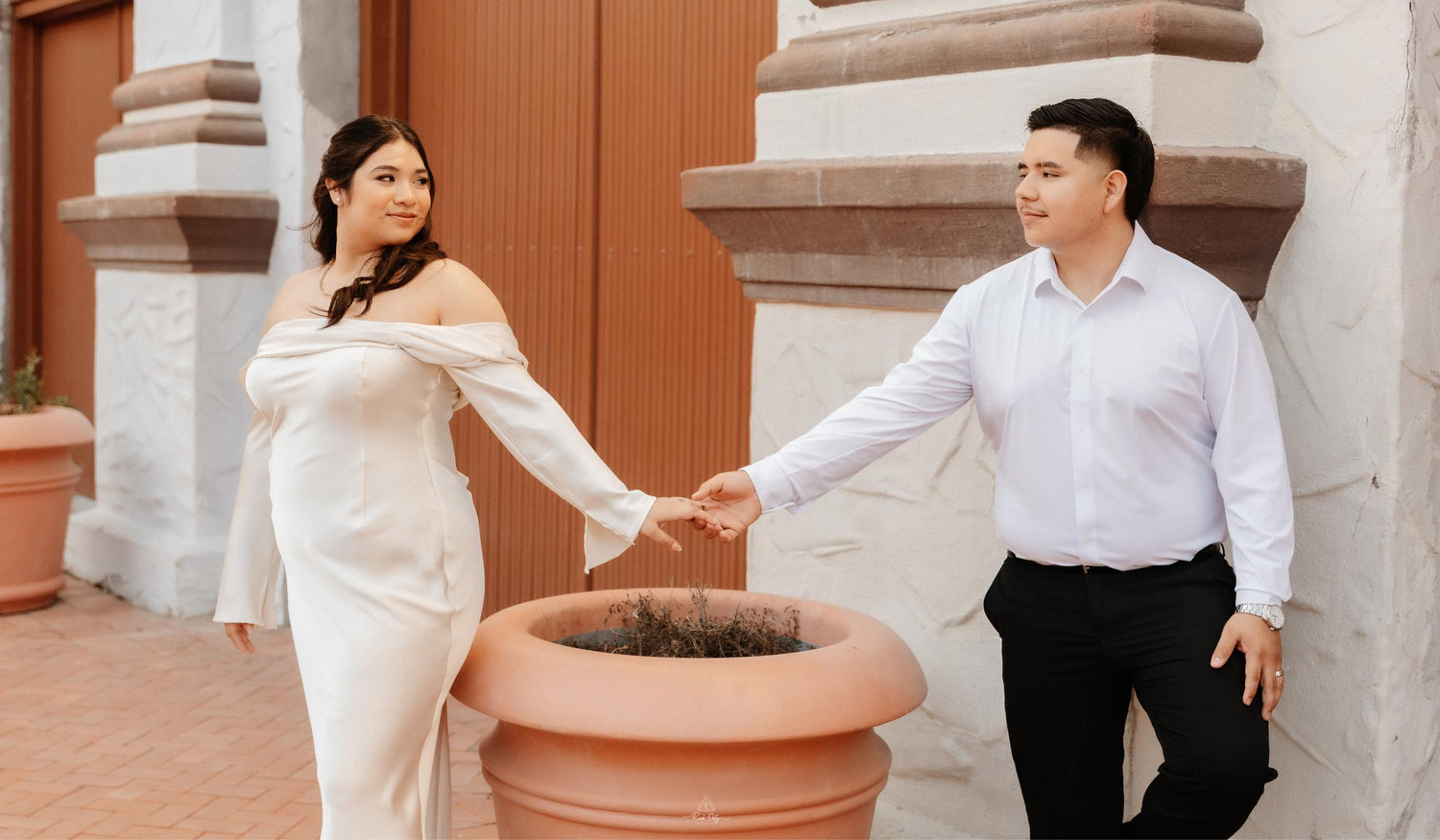 The Wedding Website of Alan Arambul and Julia Hernandez