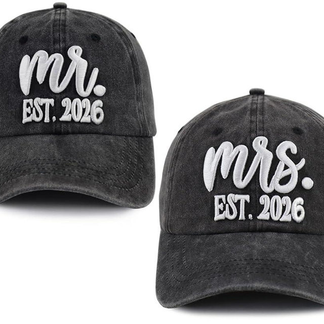 2 PCS Mr and Mrs Est 2026 Hats for Men Women, 3D Embroidered Adjustable Cotton Couples Gifts Baseball Cap