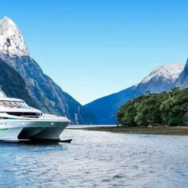 Milford Sound Day Cruise