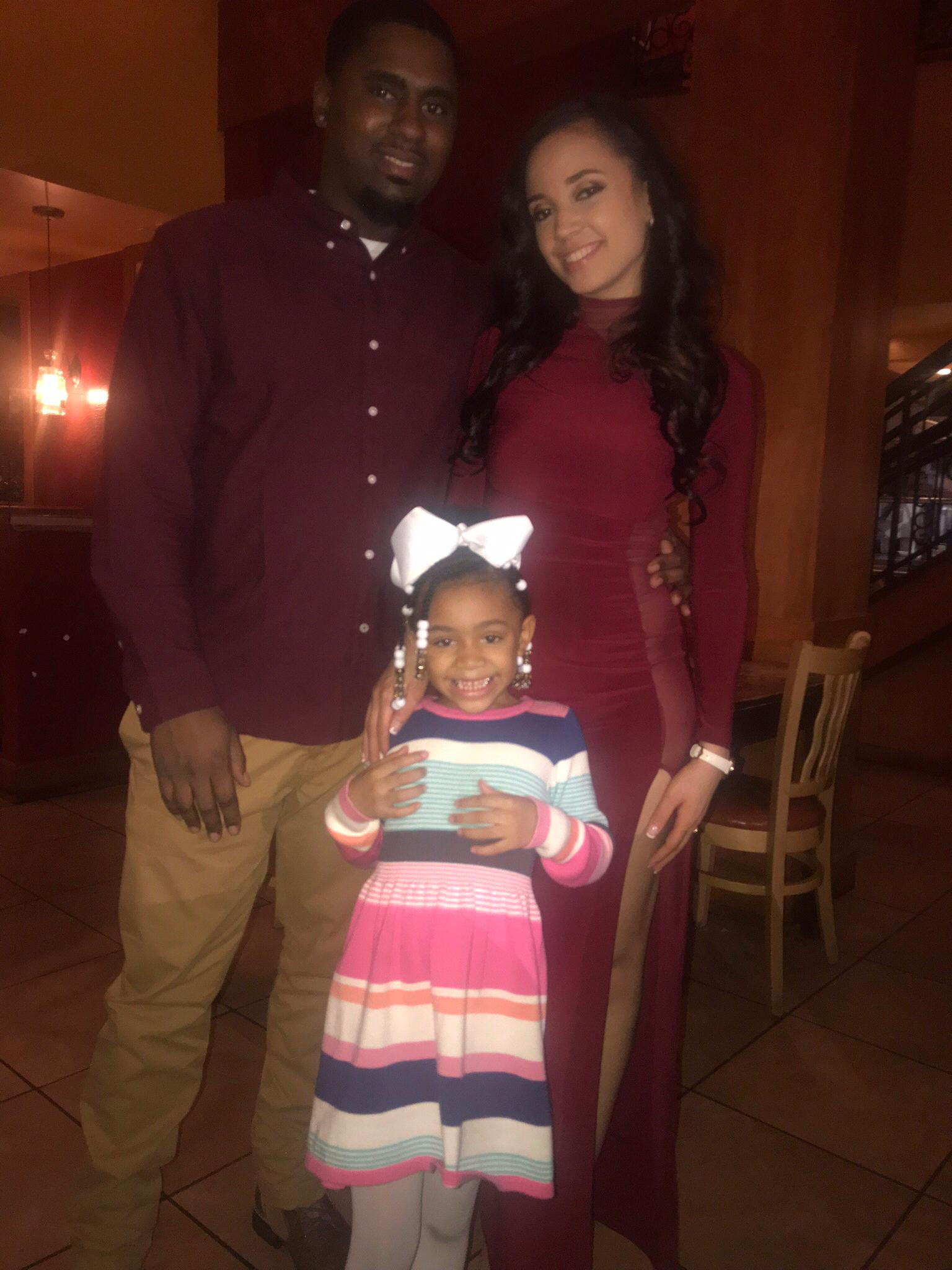 The Wedding Website of Shauna Traylor and Darnell Ford