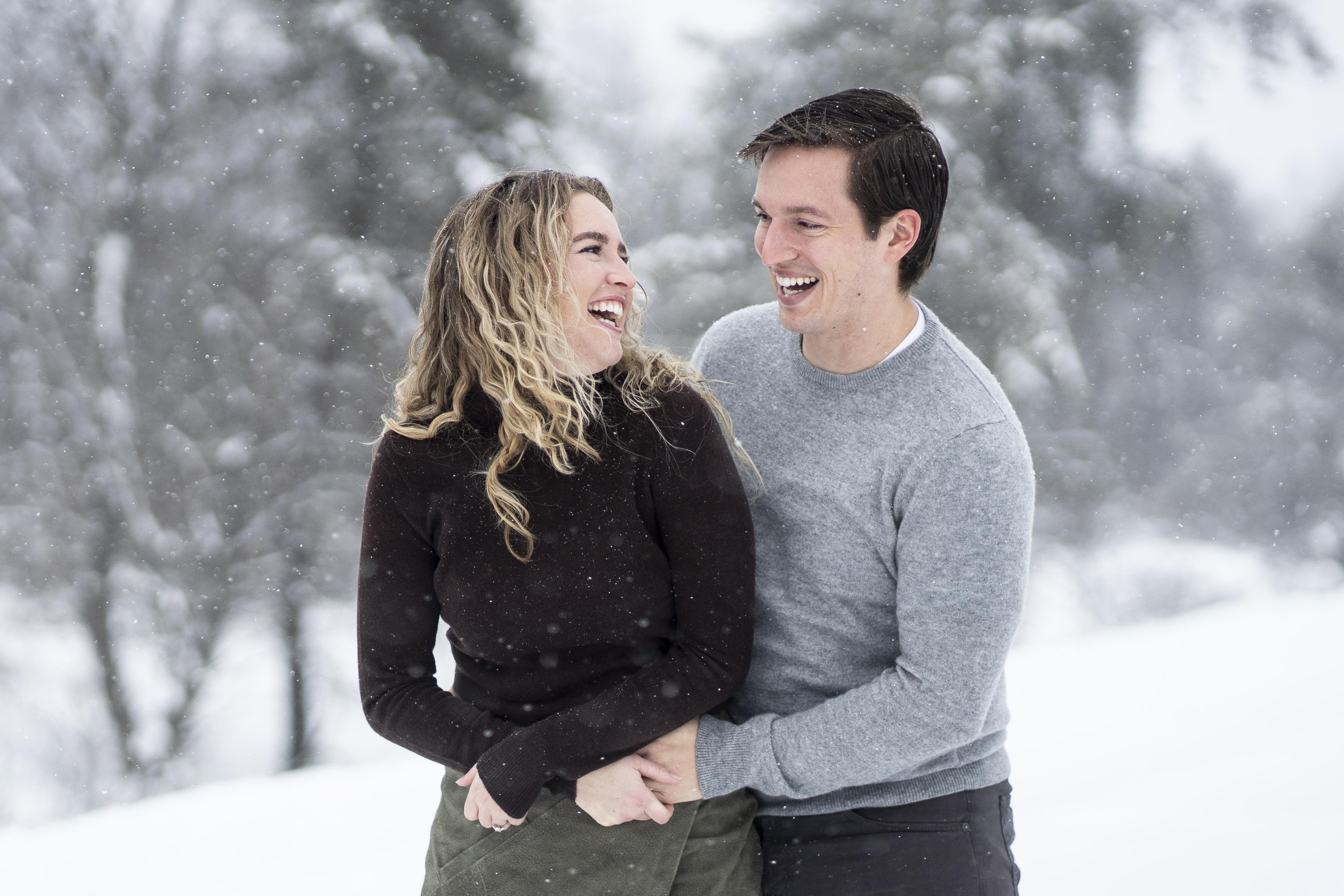 The Wedding Website of Lauren March and Dylan Bosserman