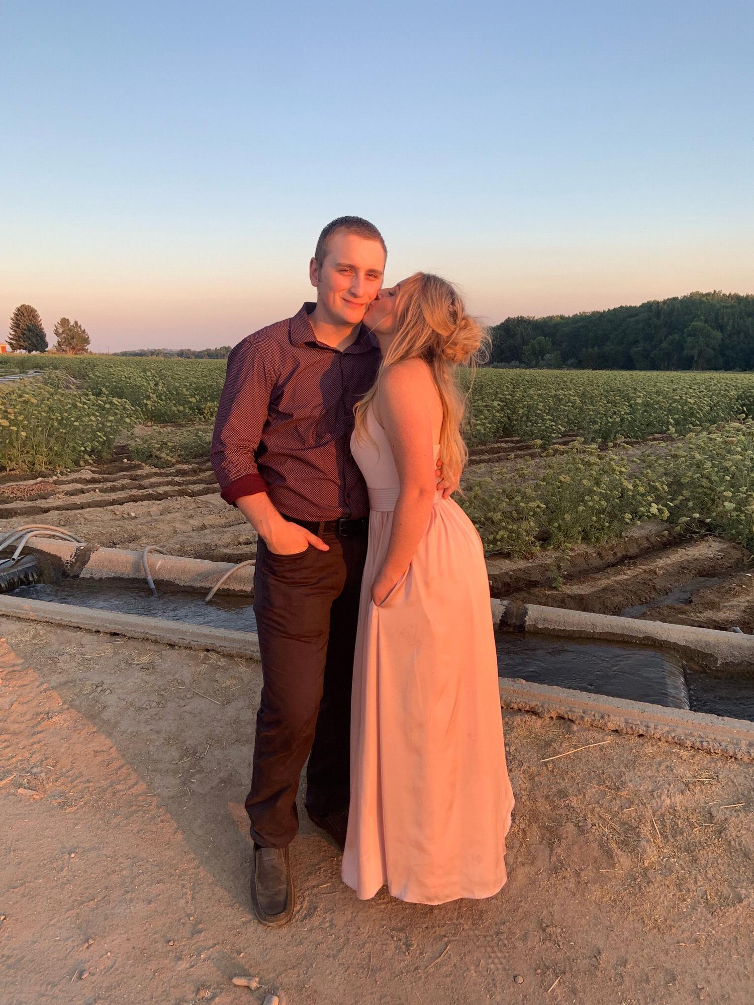 jeff and lindsey’s wedding 2019