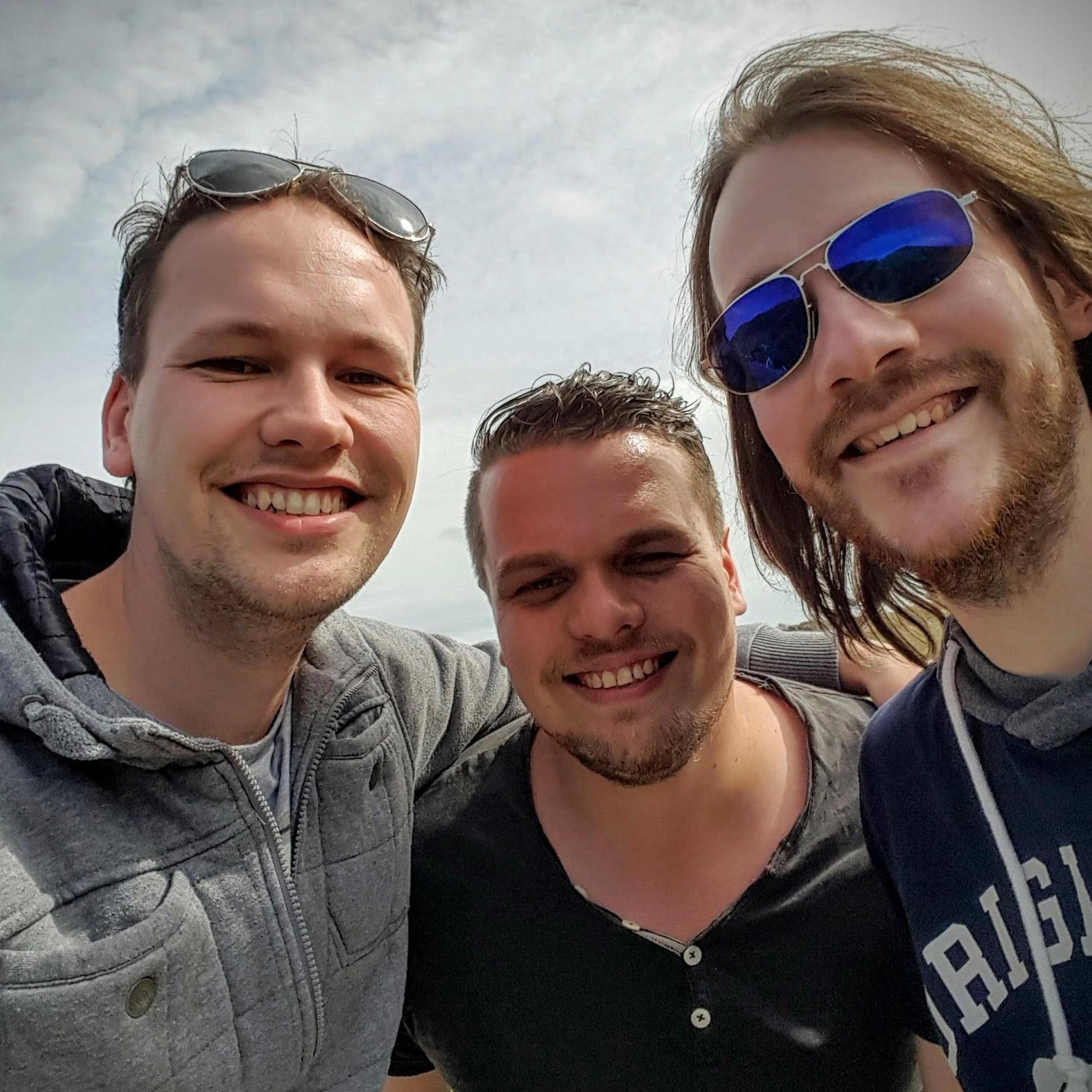 Auke and 2 of his groomsmen- cousins Bart and Wichard.