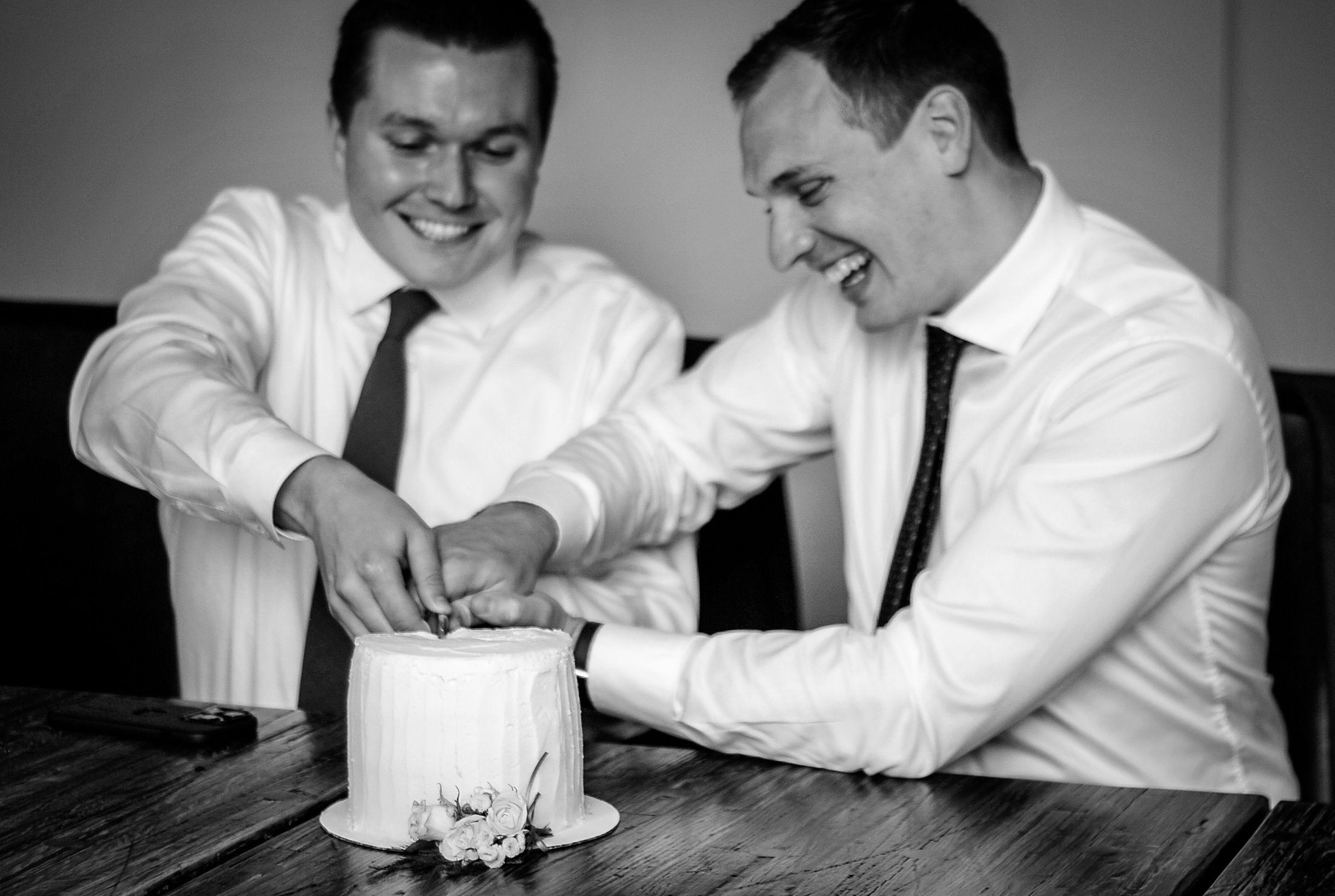 The Wedding Website of Tyler Steele and Daniel Roemerman