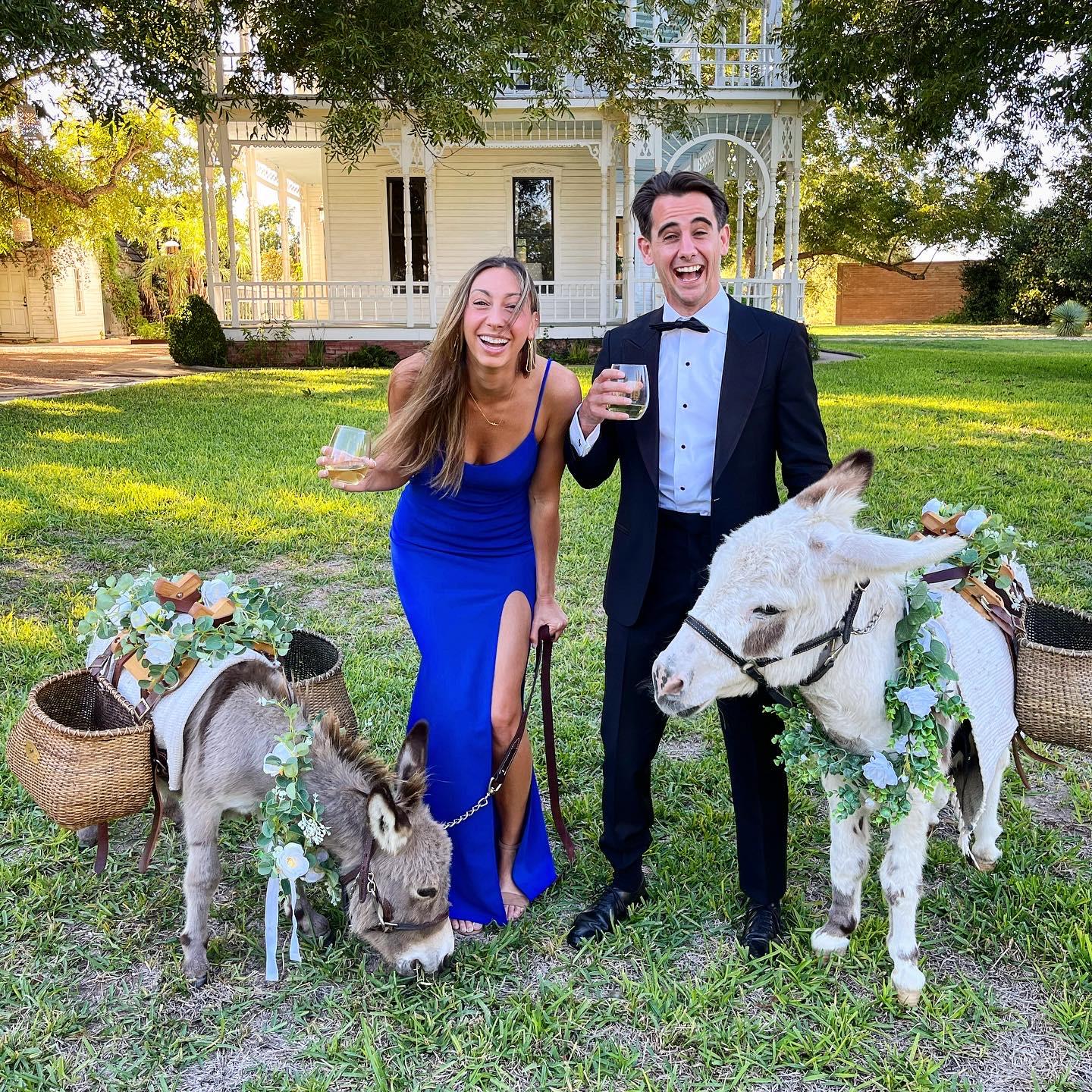 & more weddings!
