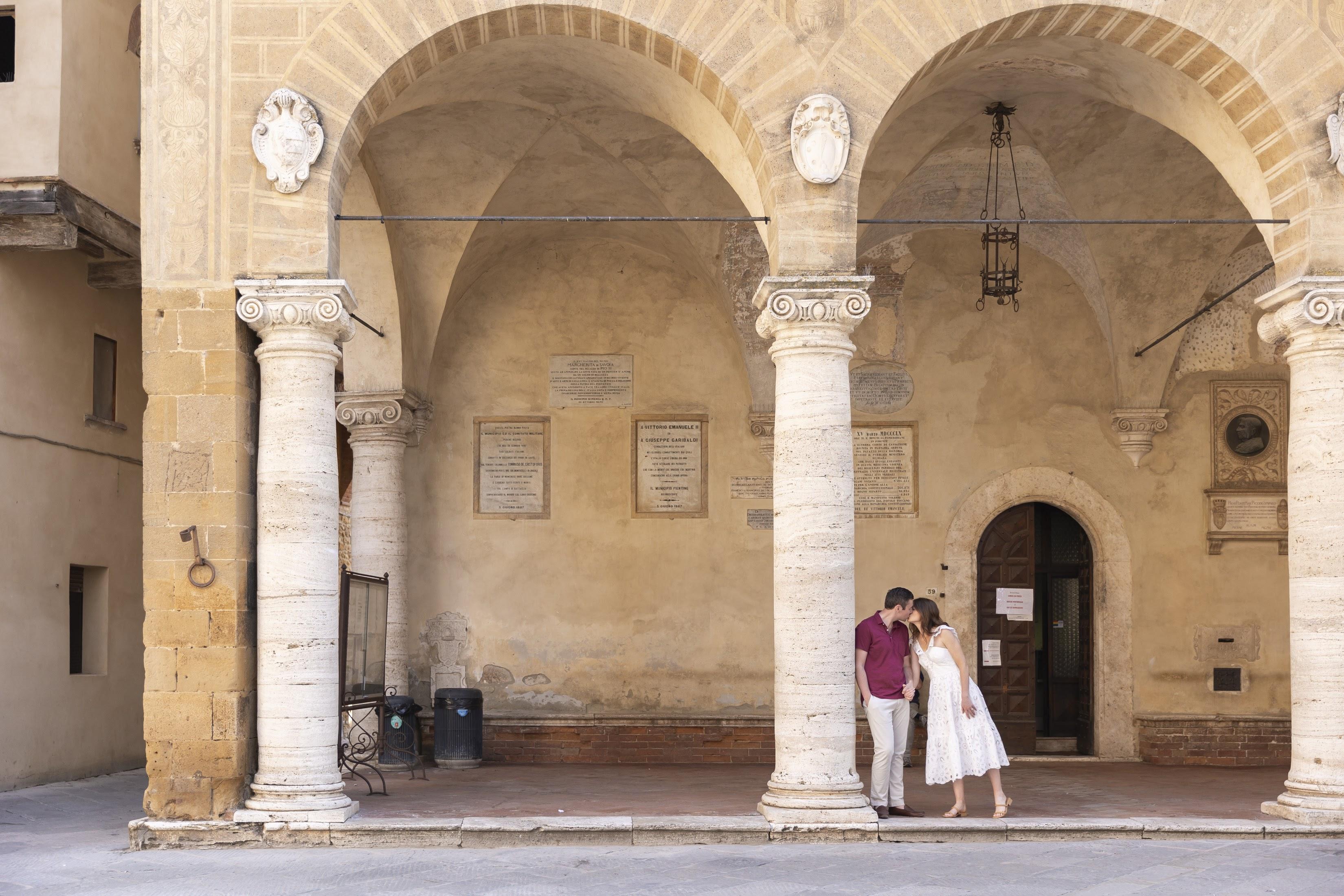 The Wedding Website of Sophie Hamersley and James Dunn