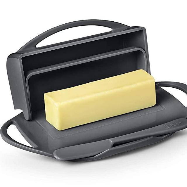 Butterie Flip-Top Butter Dish with Matching Spreader (Grey)