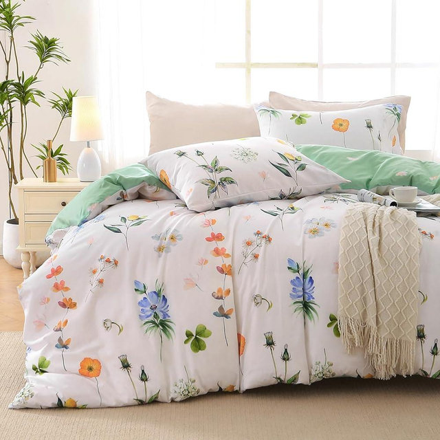MUXHOMO Duvet Cover King Size, Reversible Floral Multicolor Duvet Cover Set with Zipper Closure, 3 Pieces Botanical Patterns Soft Microfiber Bedding Set with 4 Ties (90"x104", 2 Pillow Cases)