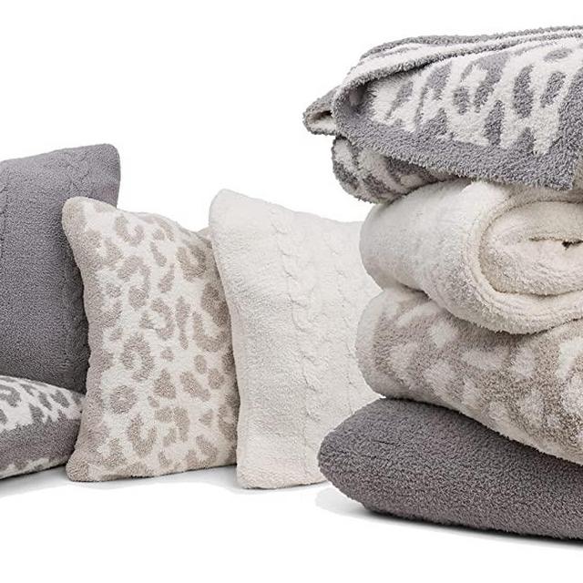 Luxurious Soft Cable Knit Cream Throw Blanket and Cushion Cover Set for Couch, Luxe Ivory/White CozyChic Barefoot Dreams Pillow & Blanket Dupes for All Season, Cozy Blankets & Throws for Sofa/Bed