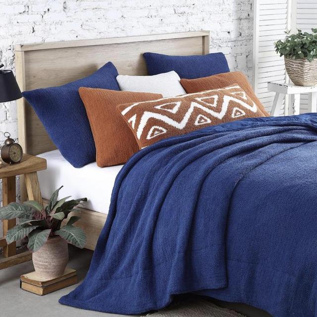 Snug Comforter - Navy (Full/Queen)