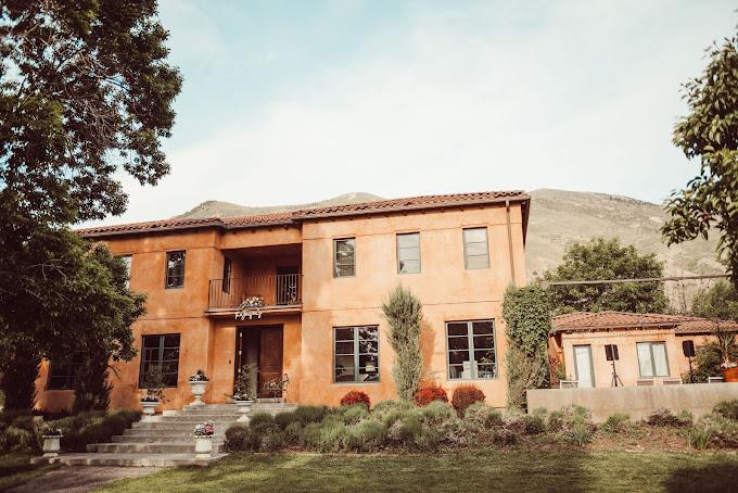 The Wedding Website of Rebecca Stromberg and Corina Vanhoven