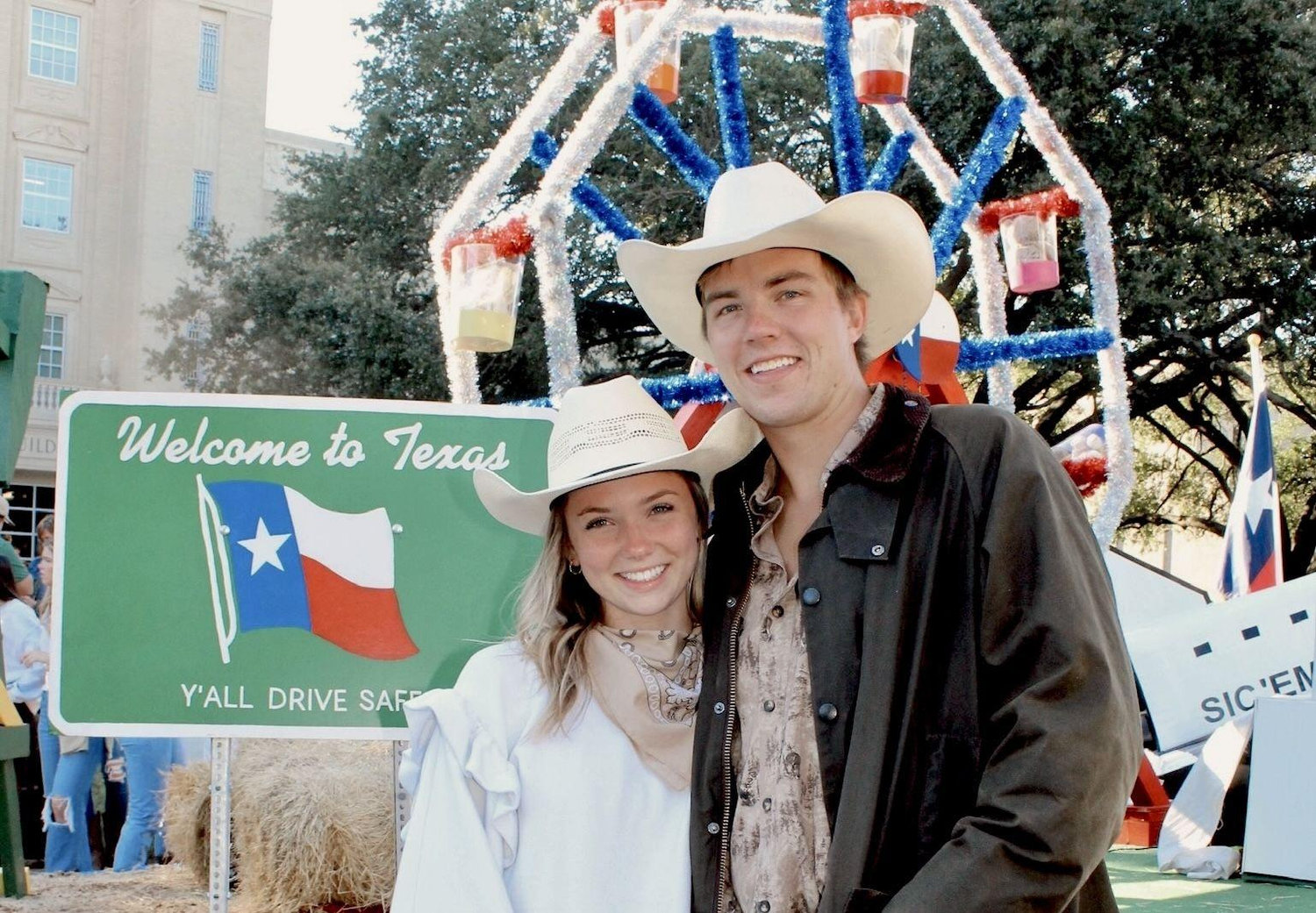 The Wedding Website of Anna Bryant and Peterson Jones