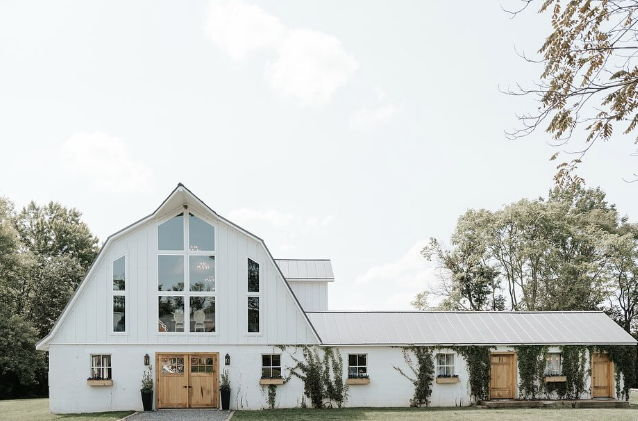 The Wedding Website of Regan Sites and Isaac Van Meter
