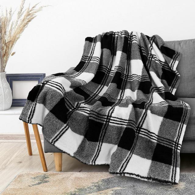 PAVILIA Plush Throw Blanket for Couch Bed, Faux Shearling Blanket and Throw for Sofa Home Decor, Checkered White/Black/Throw - 50x60