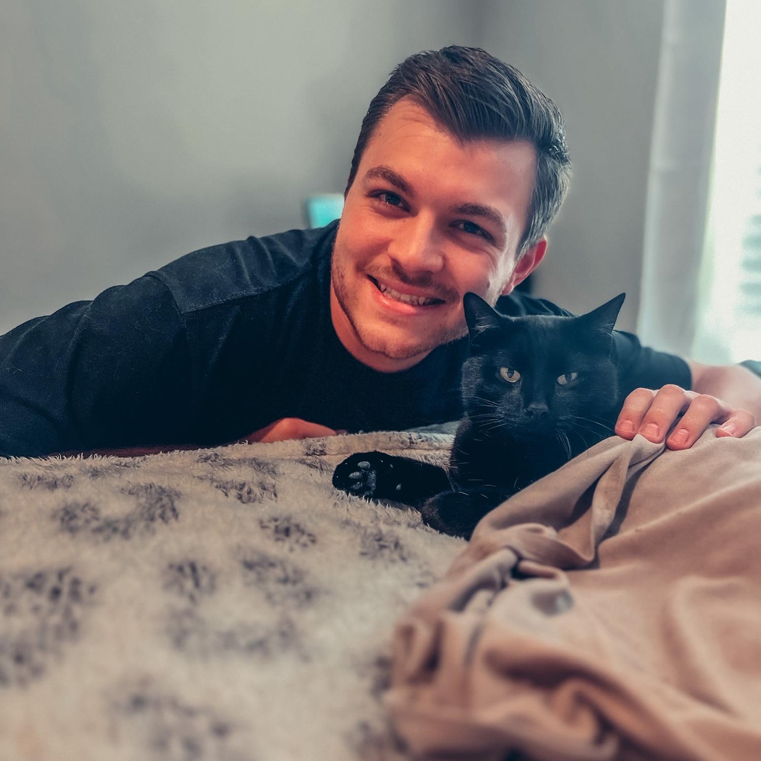 2022: The year Maxx became a cat dad :) 🐈‍⬛