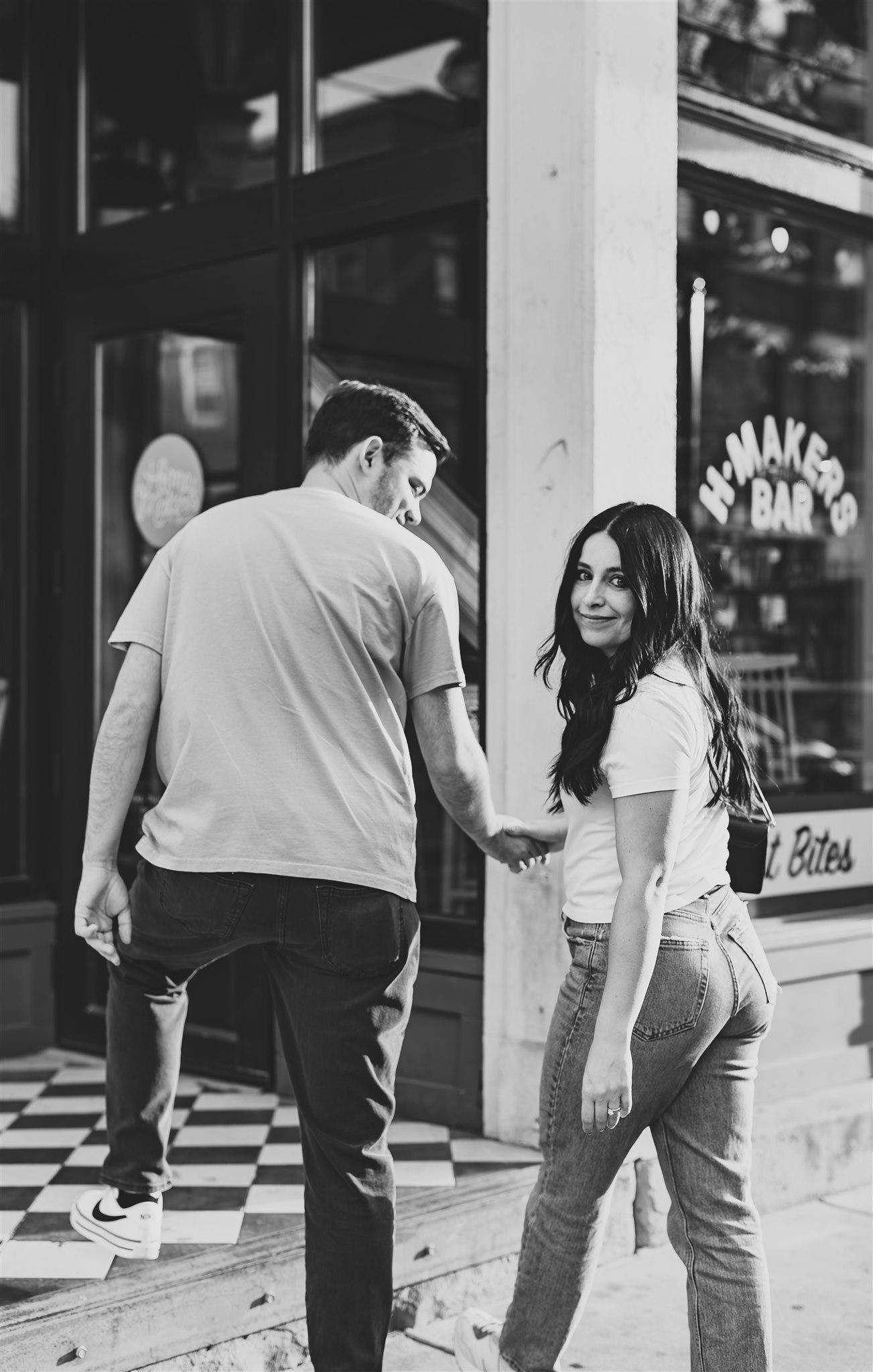 The Wedding Website of Leslie Marsh and Derek Wolf