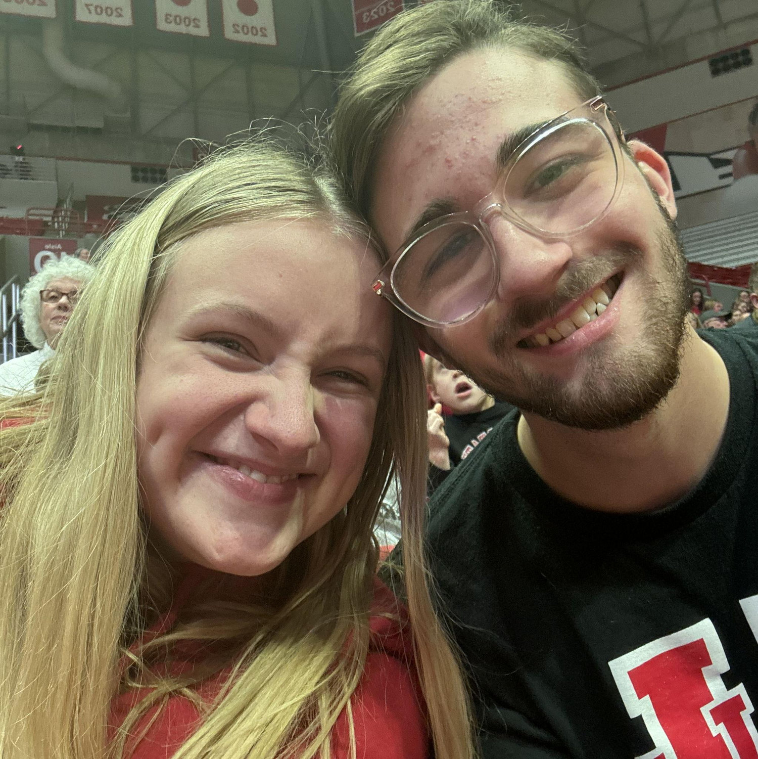Cheering on the BSU cardinals