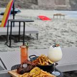 Sunio Beach Club