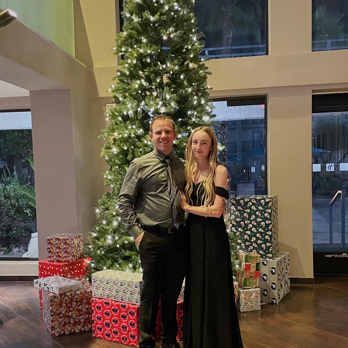 Christmas dinner date! 2022