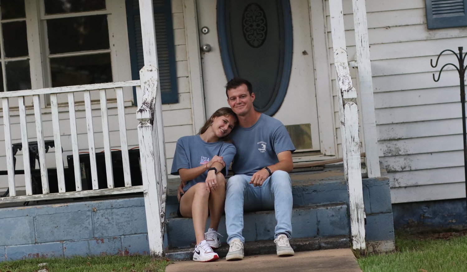 The Wedding Website of Laura Fletcher and Zach Edmondson