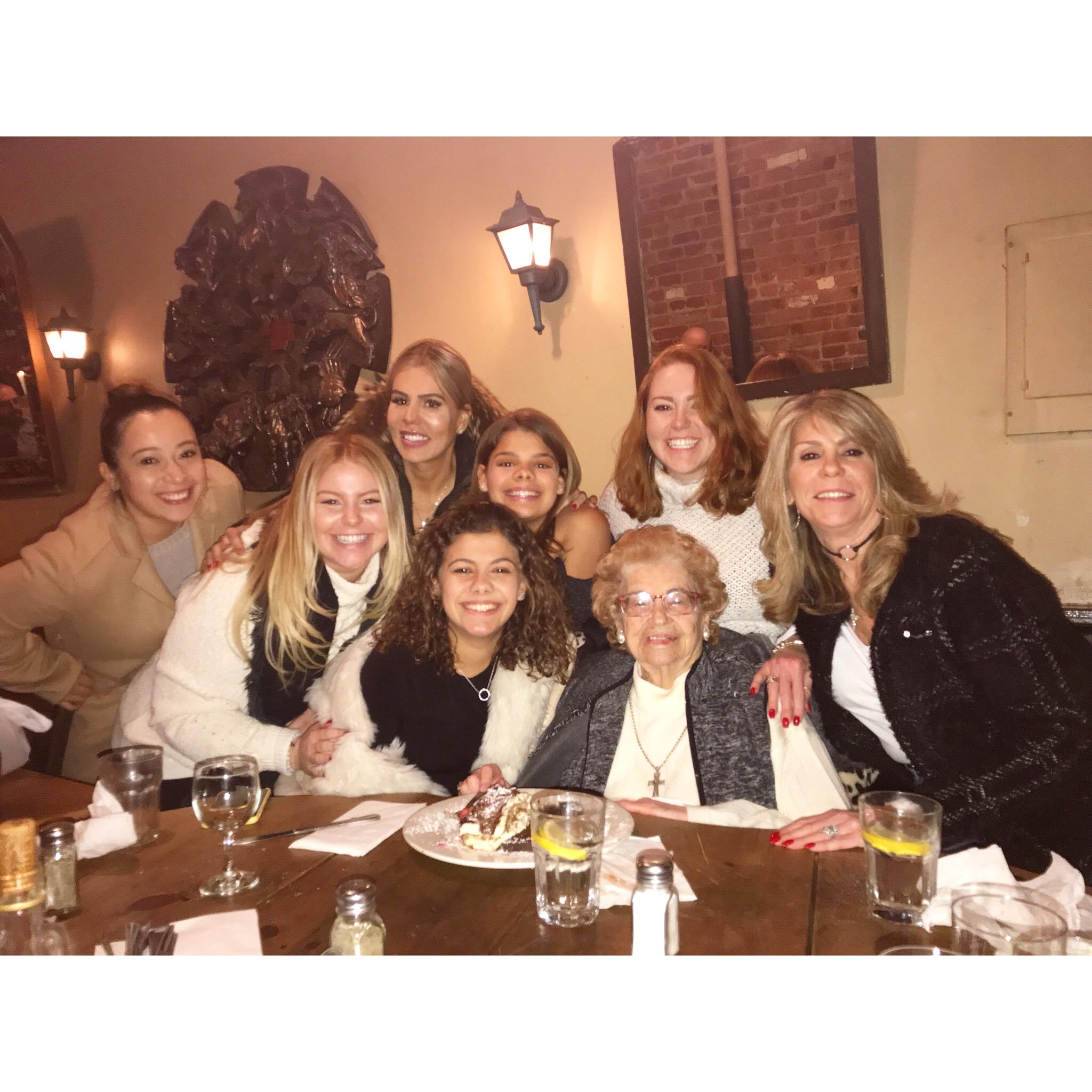 January 2018: January 2018: Celebrating Viola's (Alexa's Grandmother) 92nd Birthday
Shirley, Taylor, Alicia, Alyssa, Ashley, Alexa, Viola, Joanne