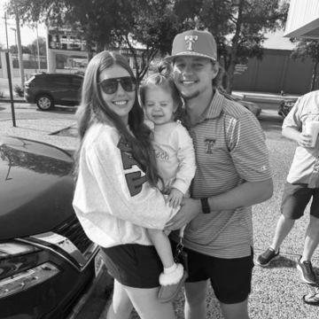 Our favorite sassy toddler. We love you Lynni Jo!