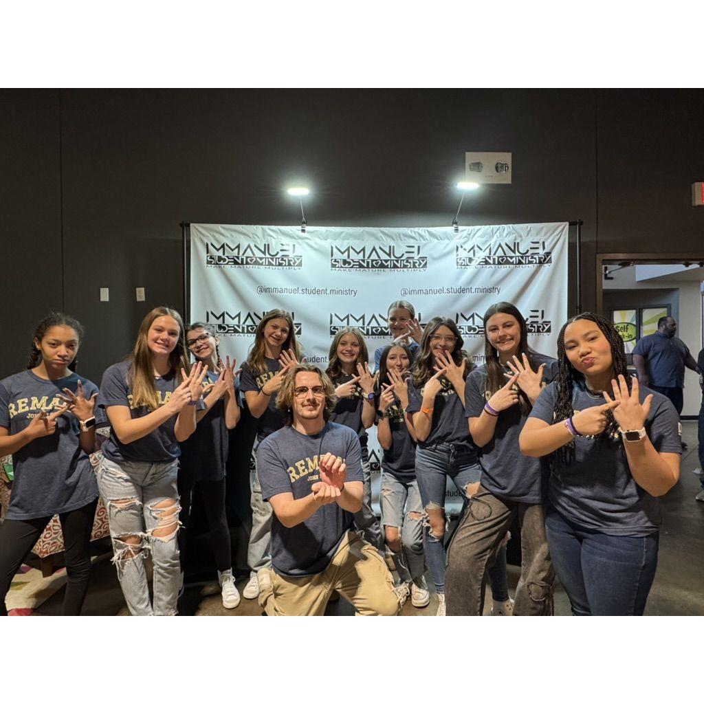 J's middle school girls are committed, maybe this year's photo will look different?