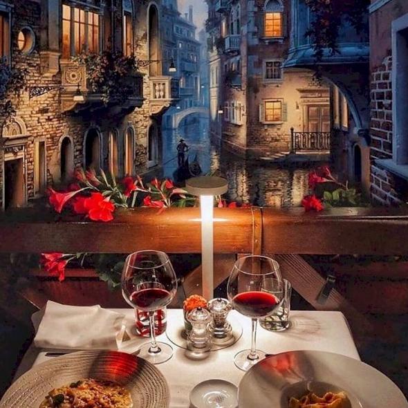 Dinner & Drinks in Venice