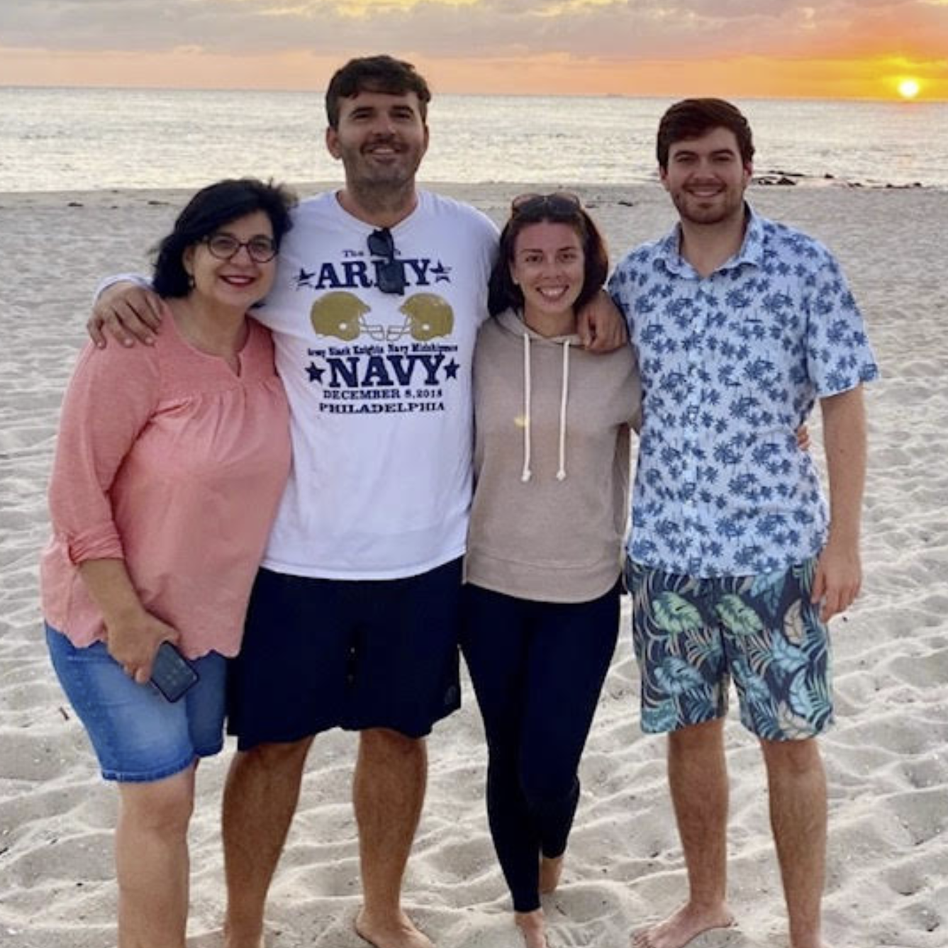 Families that beach together, stick together😎