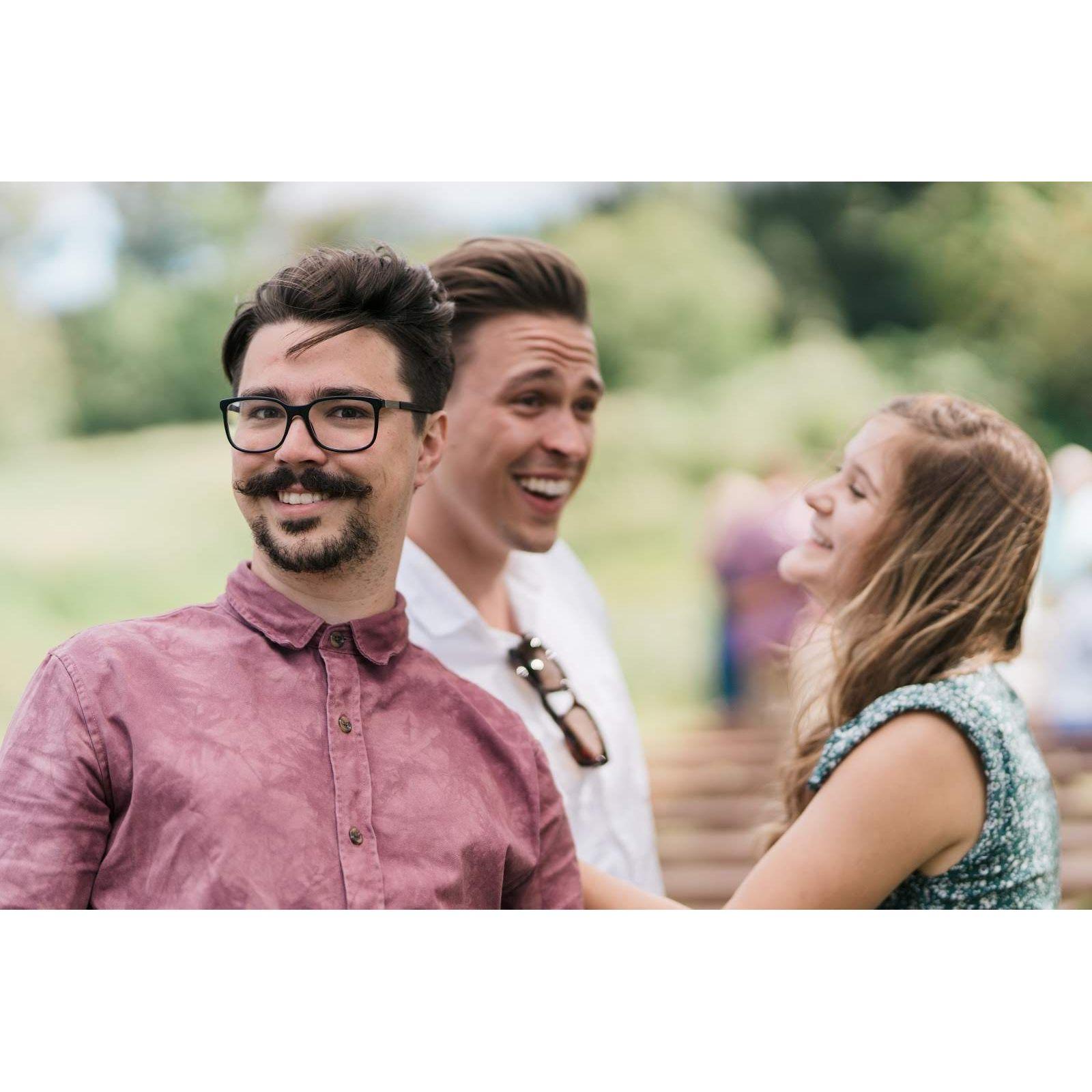 The first time we went to a wedding as dates in 2018...and Jonathan, David's brother and Carrie's good friend, wondering what is going on.