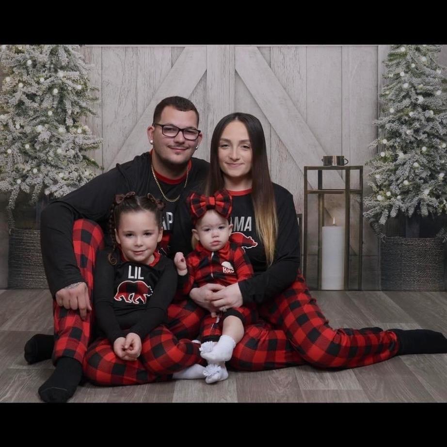FAMILY PHOTOS<3