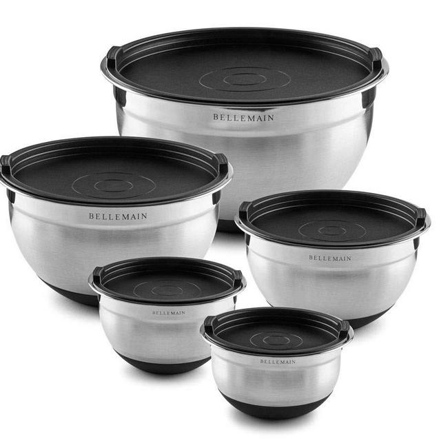 Bellemain Stainless Steel Non-Slip Mixing Bowls with Lids (5 Piece, Silver/Black)